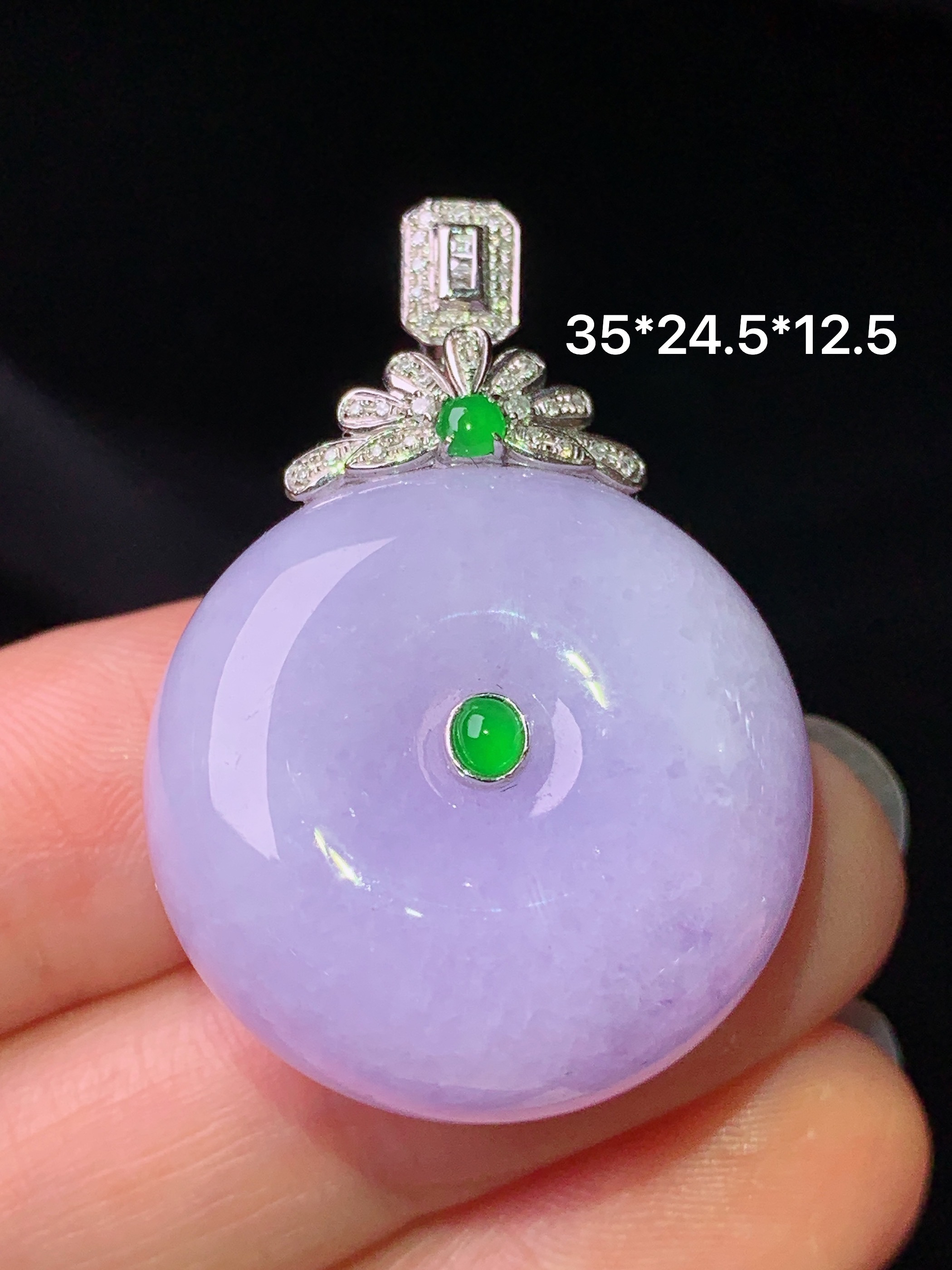 18k金钻镶嵌紫罗兰平安扣吊坠 玉质细腻 色泽艳丽清新 水润亮眼 整体尺寸35*24.5*12.5b1