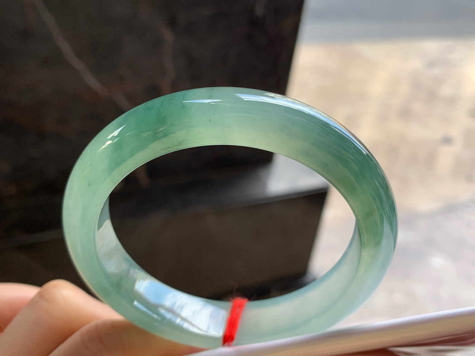 59.5-13-9

飘花手镯^_^种水好 鲜艳