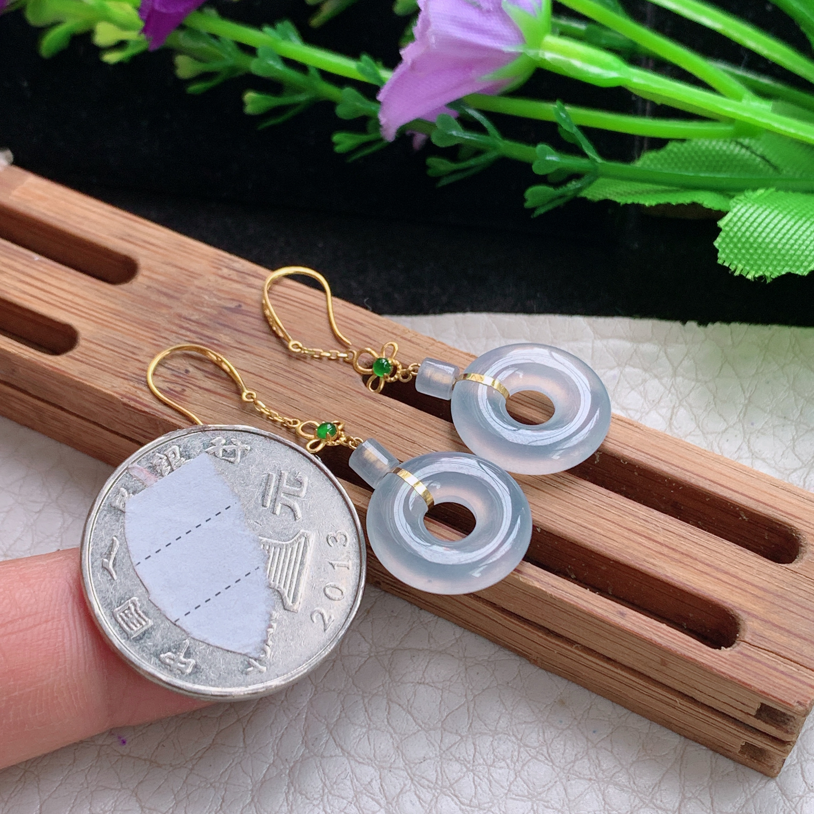 xo实拍42*14.6*3.3缅甸翡翠a货冰种起光平安扣 甜甜圈耳坠 耳饰