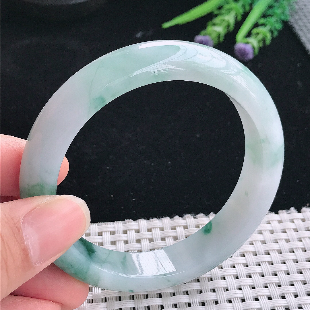 实拍A货翡翠58.5/13.5/8.8老坑冰润起胶飘花手镯玉镯手环