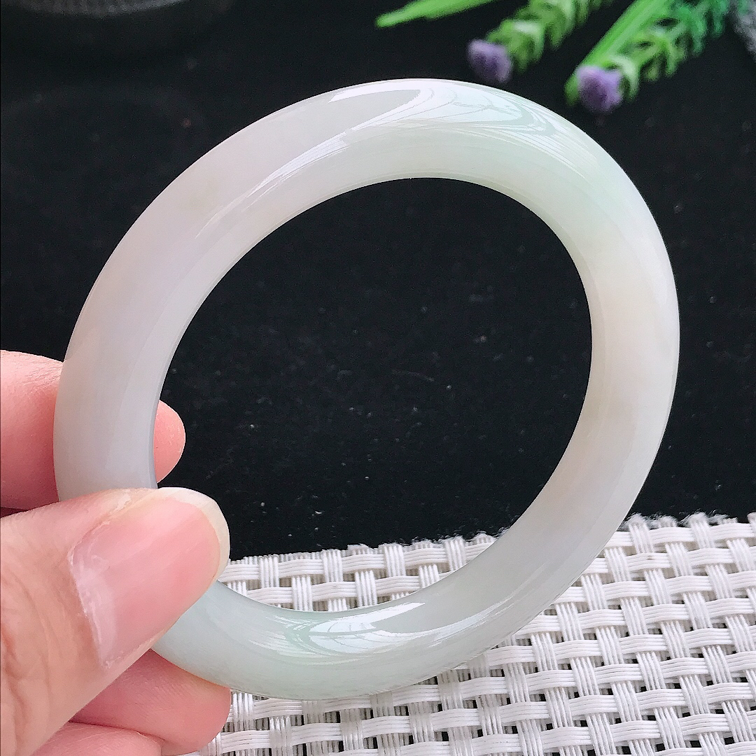 实拍A货翡翠54/10老坑秀气冰润圆条手镯玉镯手环