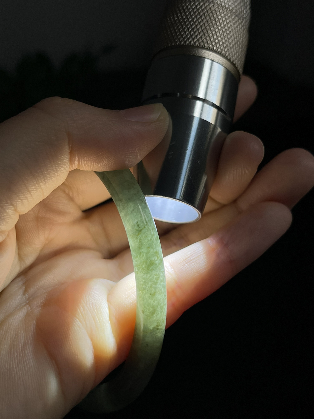 圆镯59圈口，翡翠手镯