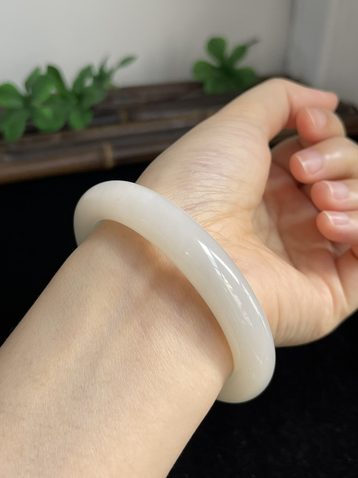 正圈58圈口，和田玉手镯