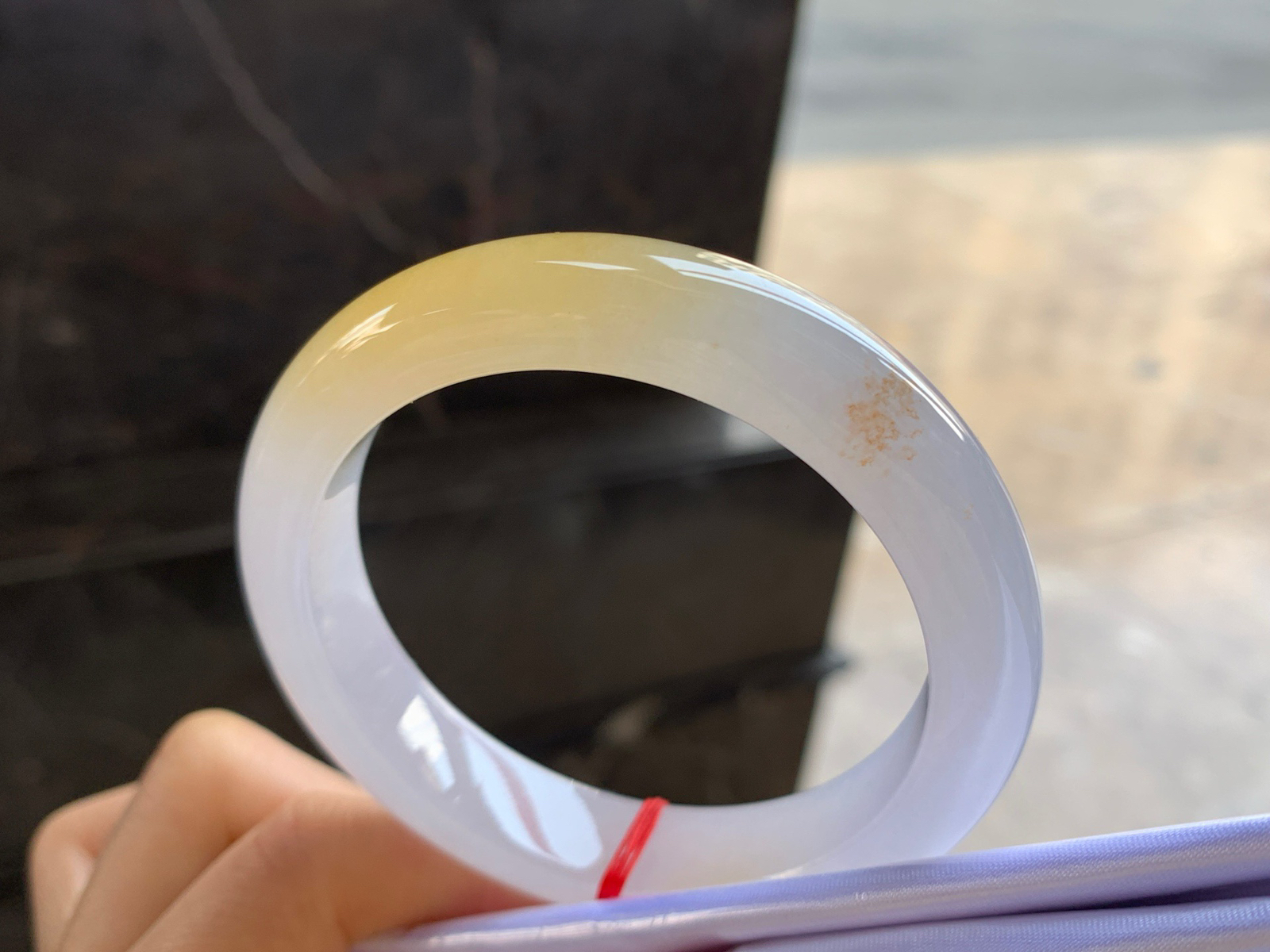 55-12-9

冰黄手镯^_^种水好 鲜艳