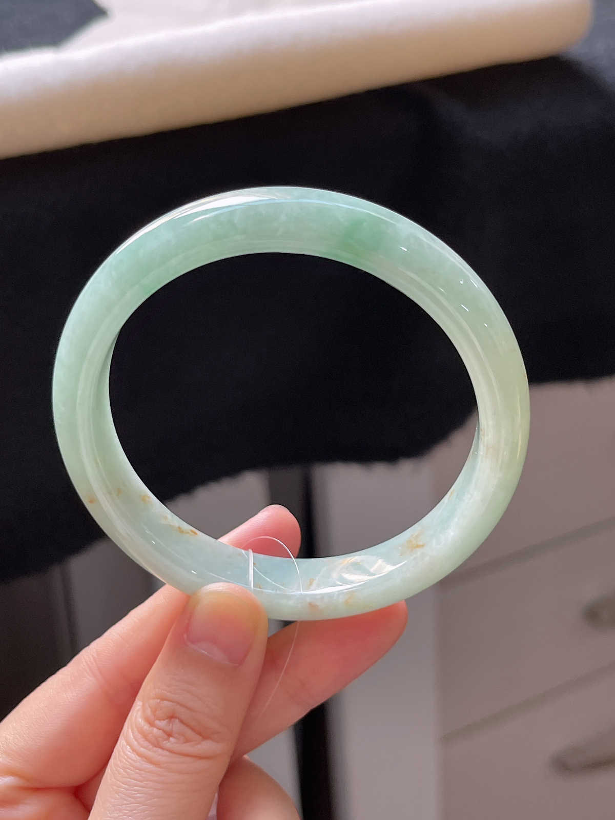 正圈59.3圈口，翡翠糯化种浅绿色手镯