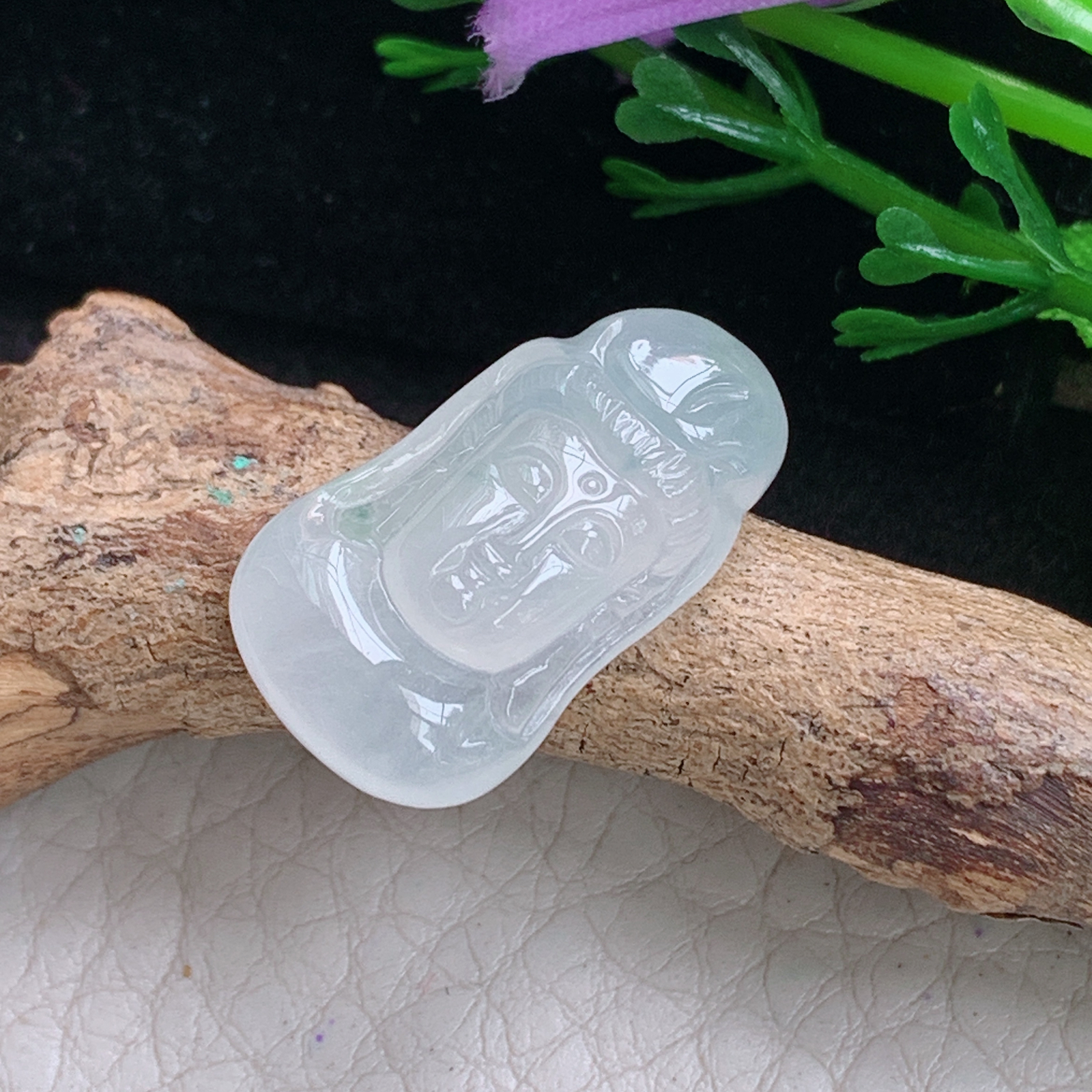 xo实拍22*12.5*6缅甸翡翠冰种起光观音首 观音头玉挂件 玉坠