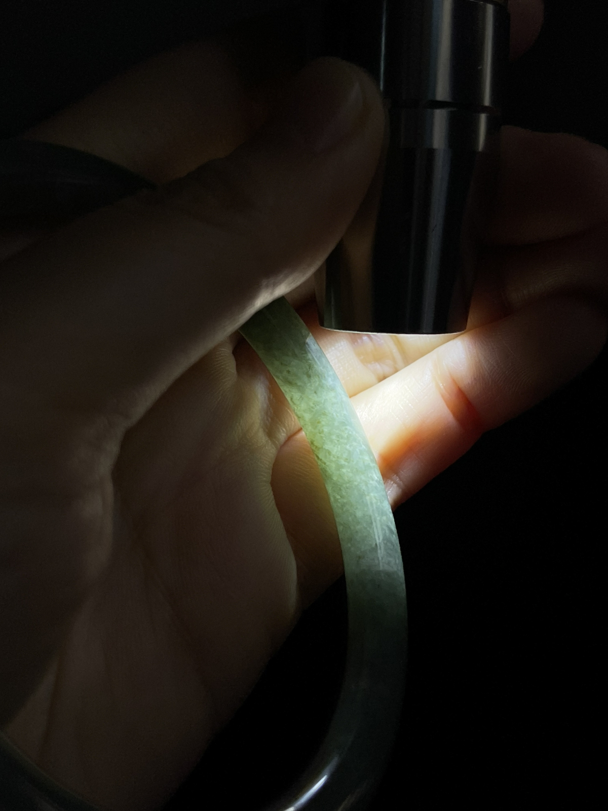 圆镯59圈口，翡翠手镯