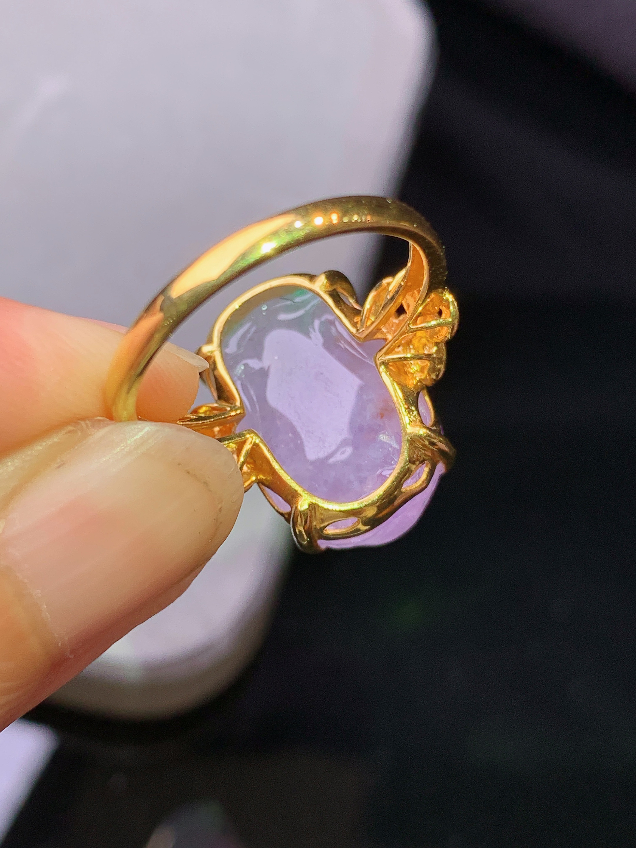 18k金钻镶嵌紫罗兰貔貅戒指 玉质细腻 色泽艳丽清新 水润亮眼 圈口14.5 整体尺寸17.3*11.6*8.3j2