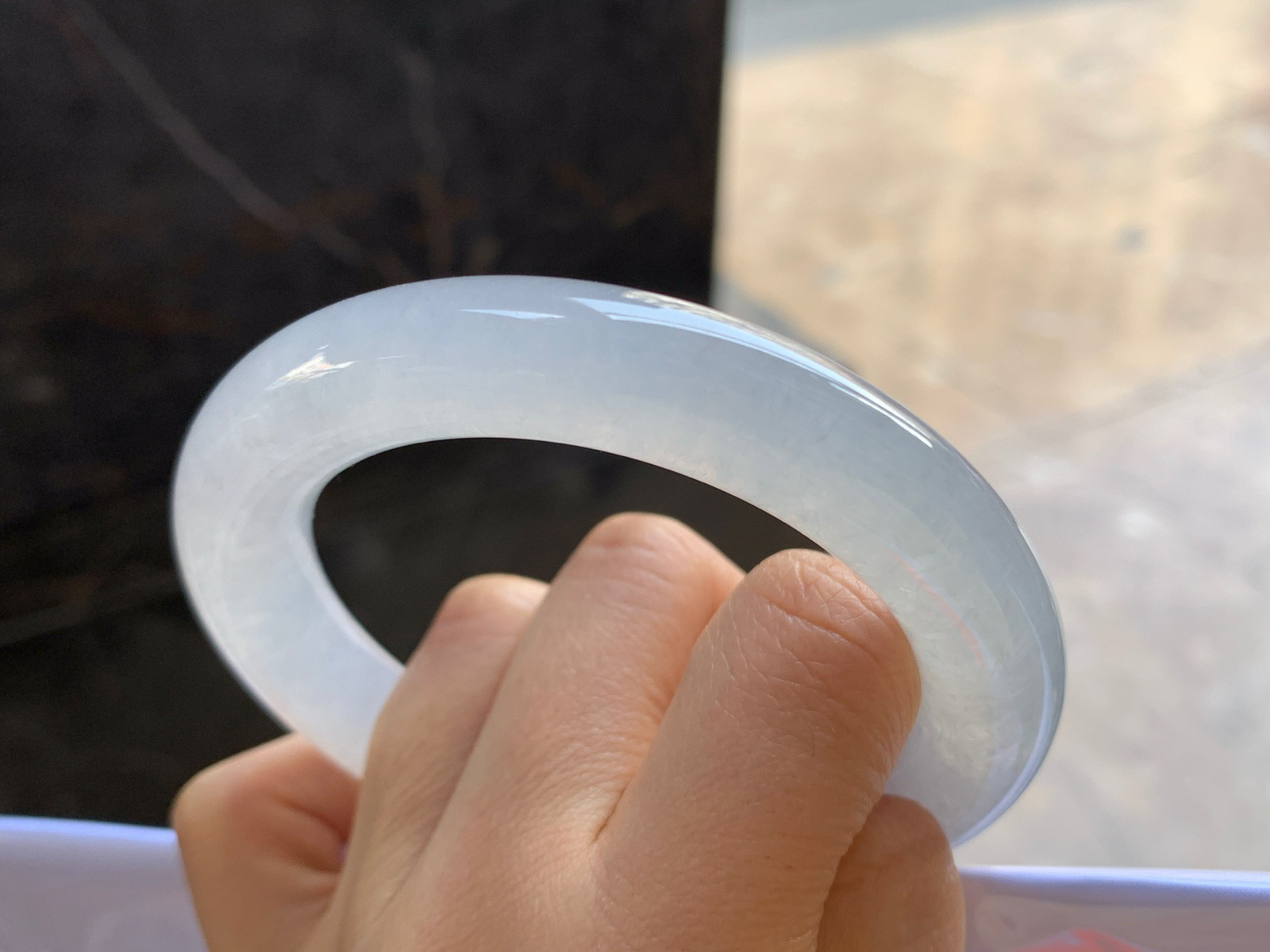 58-11.7

冰种圆条手镯^_^清新