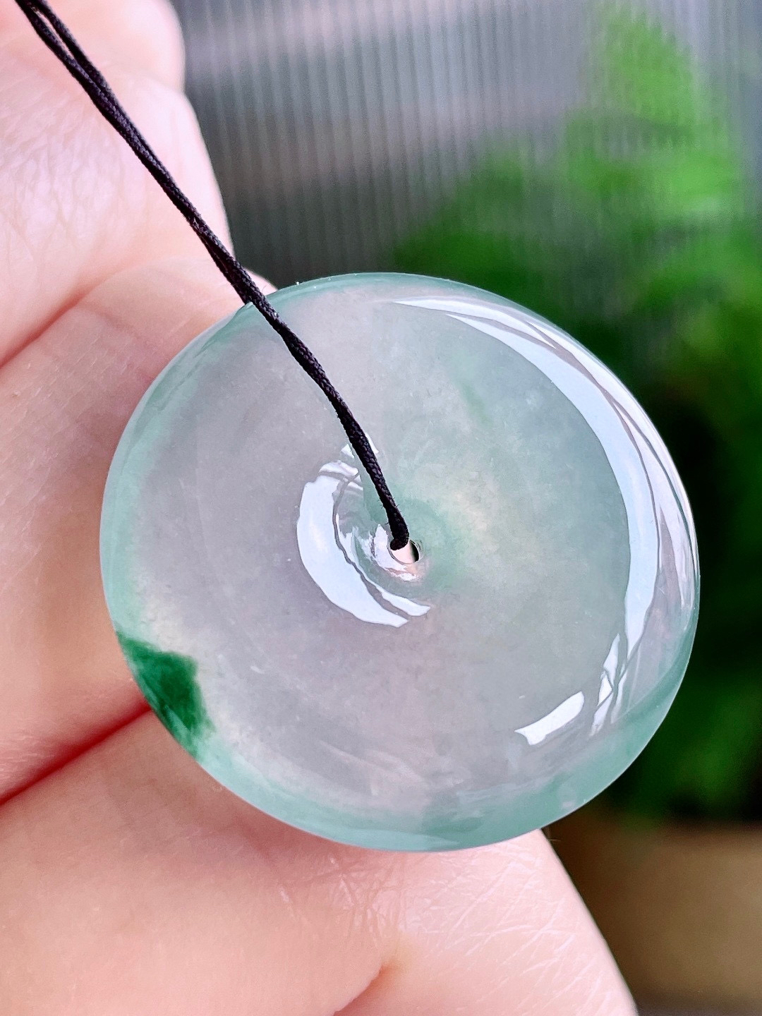 冰飘花平安扣吊坠

尺寸27.3-6