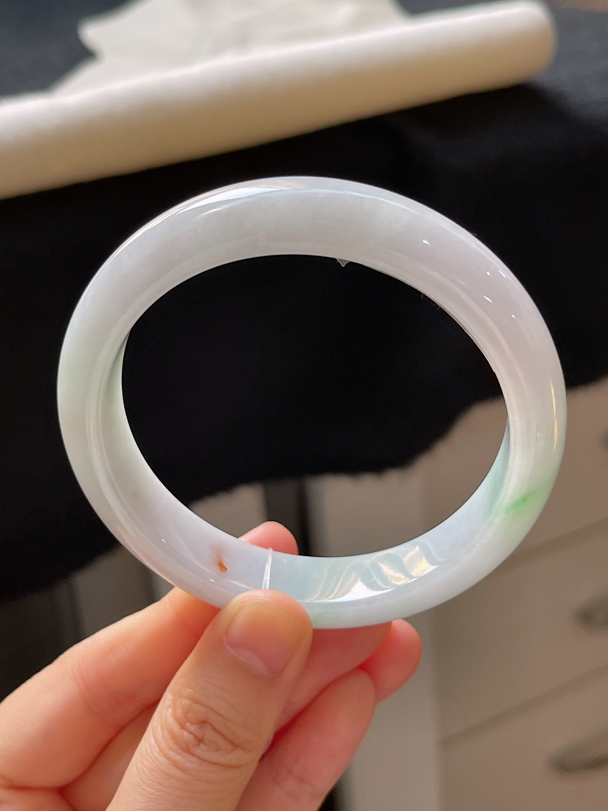 正圈59圈口，翡翠糯化种飘绿手镯