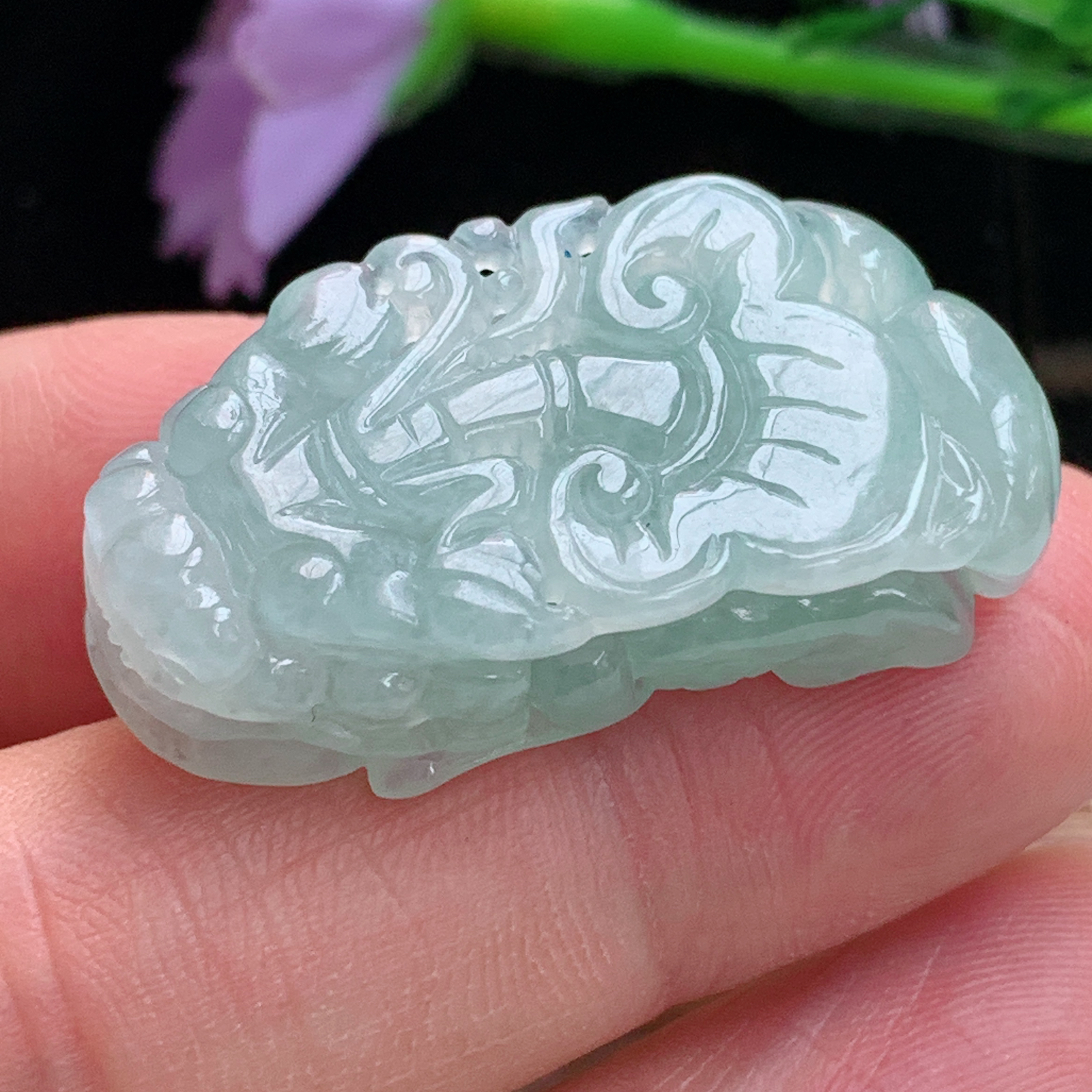 xo实拍33*17.5*9缅甸翡翠a货冰绿皮休 貔貅玉挂件 玉坠