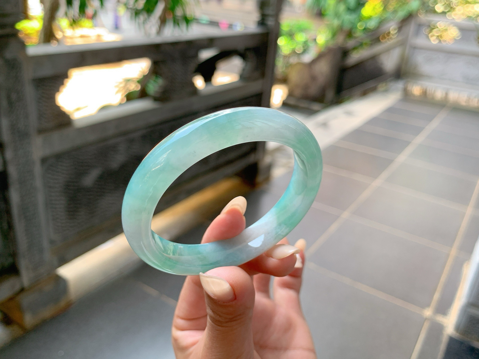 ｜55圈口
冰蓝晴，种好冰透透，局部有点点棉，