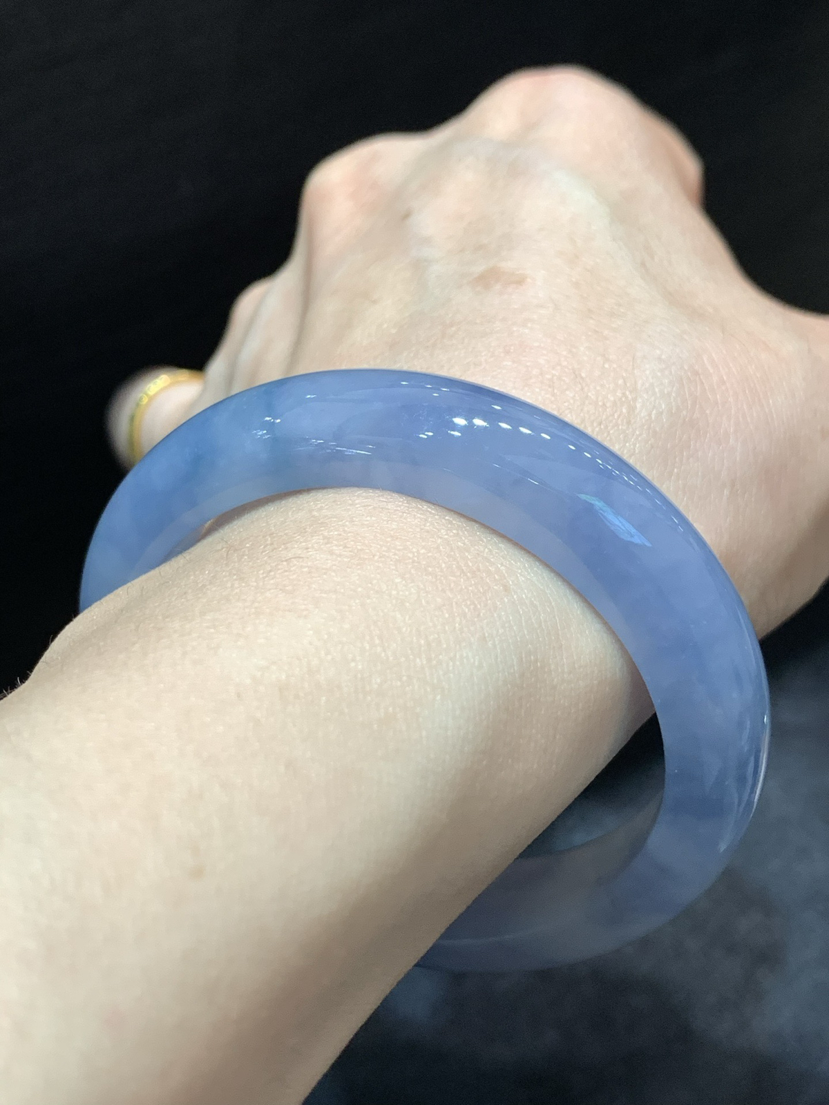 尺寸55.3/11.8/8.0，紫罗兰贵妃镯
水润细腻 种老色艳