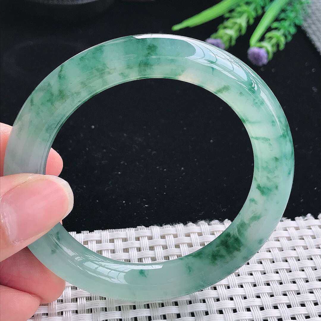 实拍A货翡翠56/10.8/10.6老坑冰胶果冻冰飘花圆条手镯玉镯手环珍藏佳品