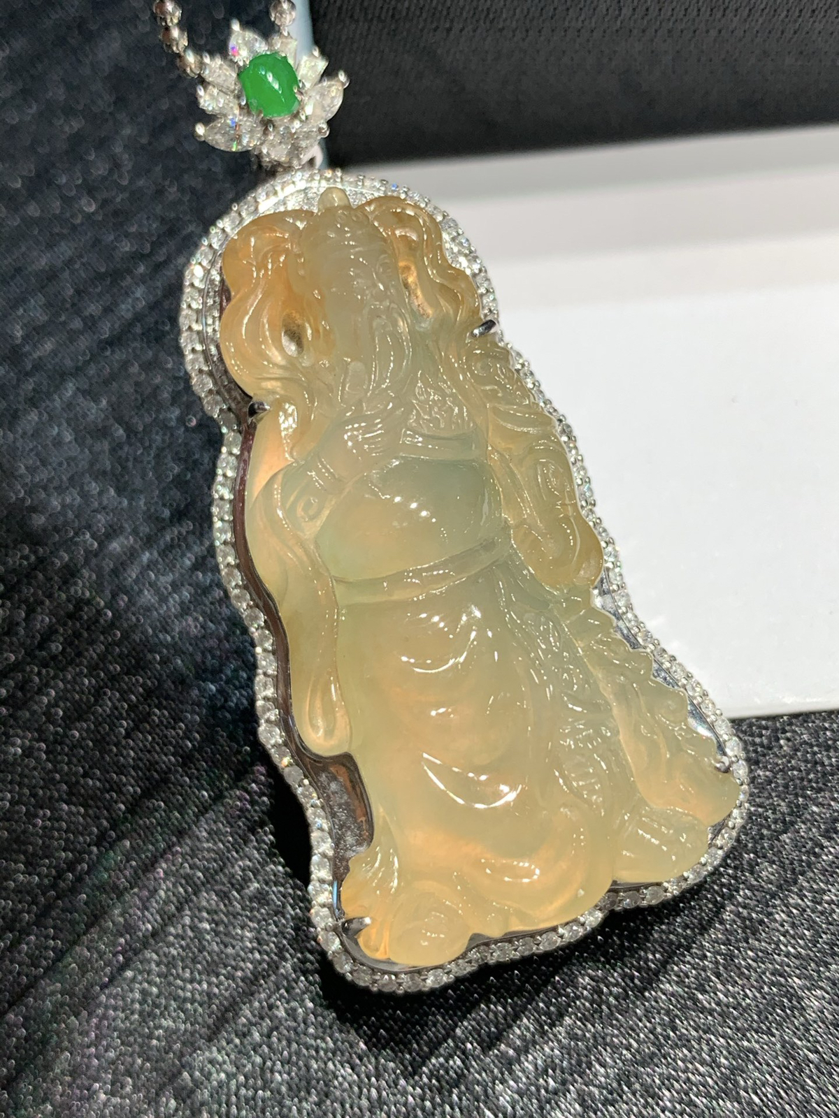 冰种黄翡关公，武财神~