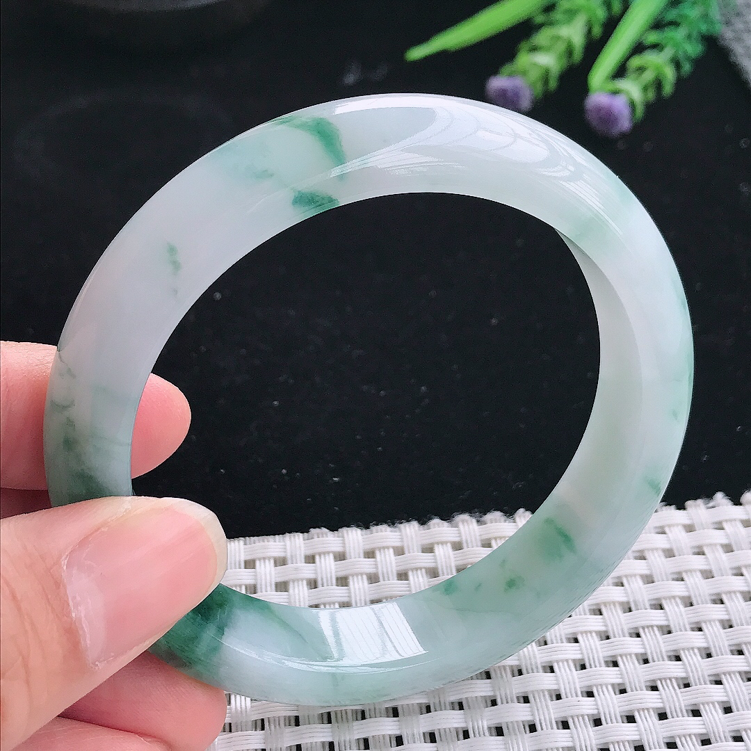 实拍A货翡翠58.5/13.5/8.8老坑冰润起胶飘花手镯玉镯手环