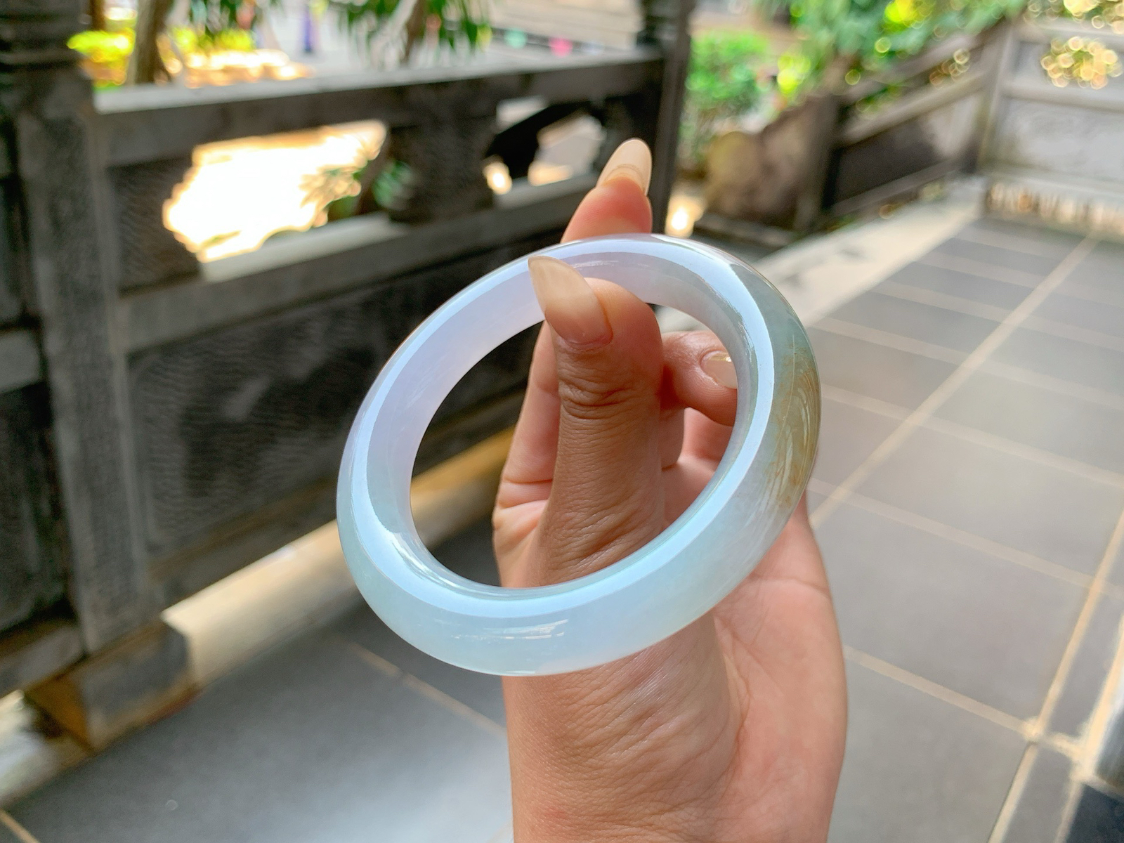 🪻｜54圈口
条粗：11，冰春底飘黄翡福镯，渐变色系，种好冰透，