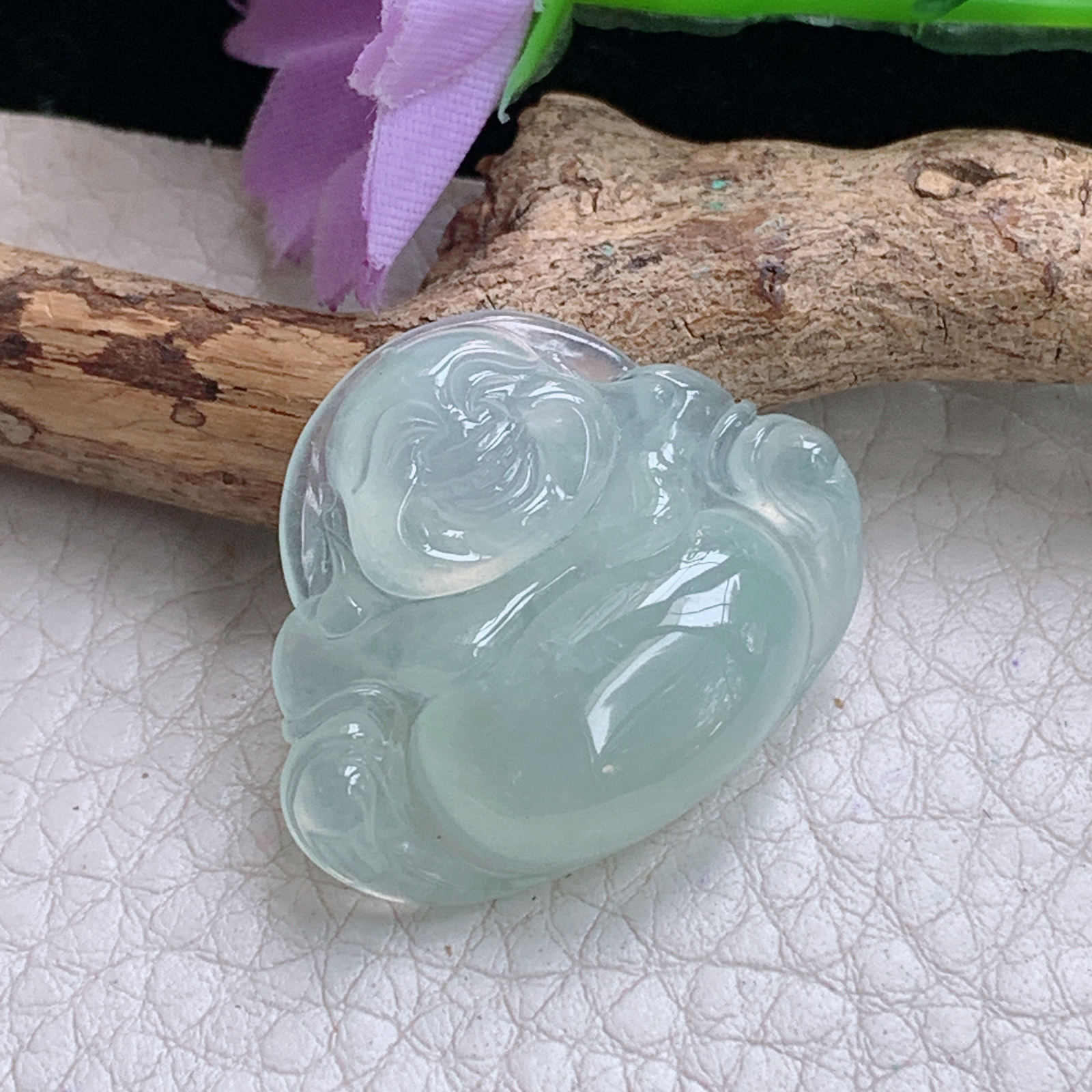 xo实拍23.8*29*6.6缅甸翡翠a货冰晴起光佛公 弥勒佛玉挂件 玉坠