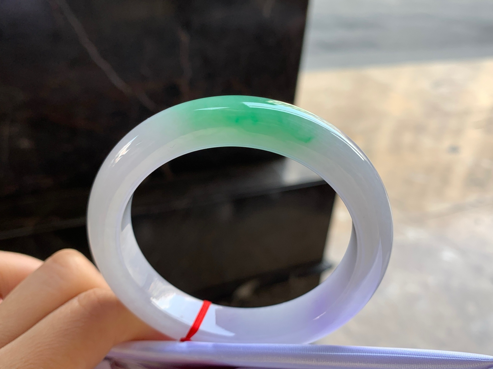 56-12.6-9

飘绿手镯^_^色阳 细腻