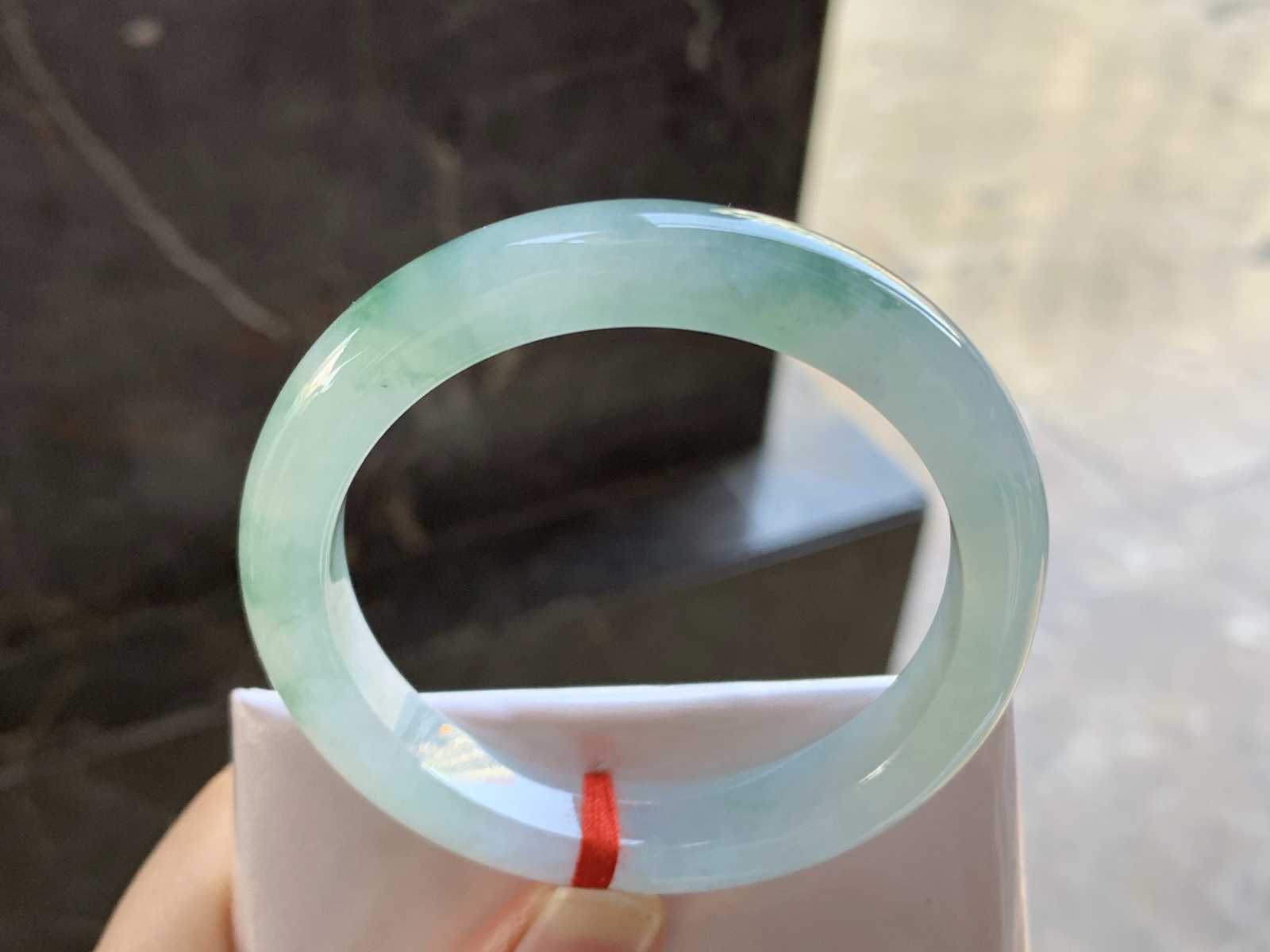 51-10-7.8

飘花手镯^_^清新细腻