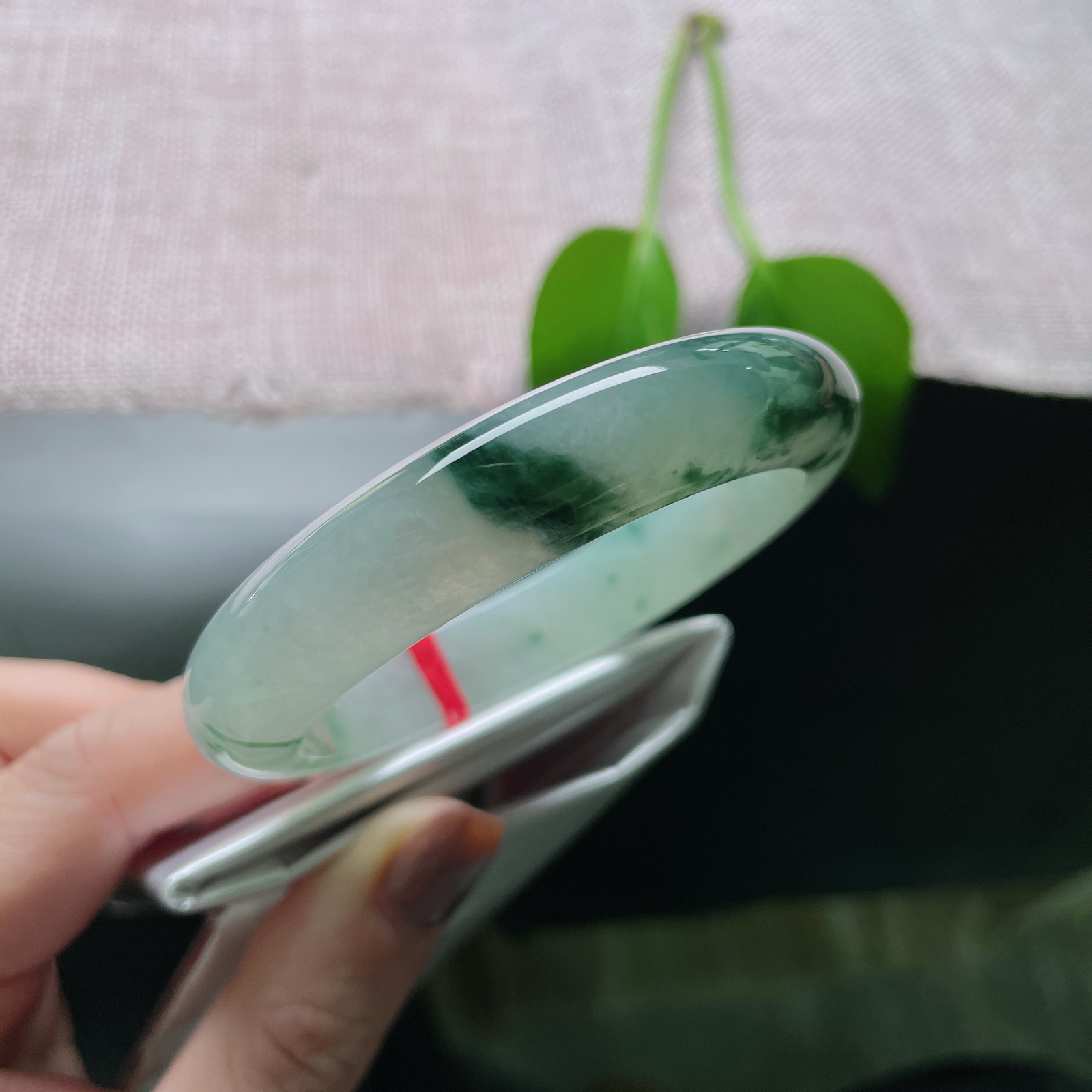 55.4/12.2/8.4冰飘花正圈，冰润细腻，胶润，婉间风华，典雅贵气，完美。