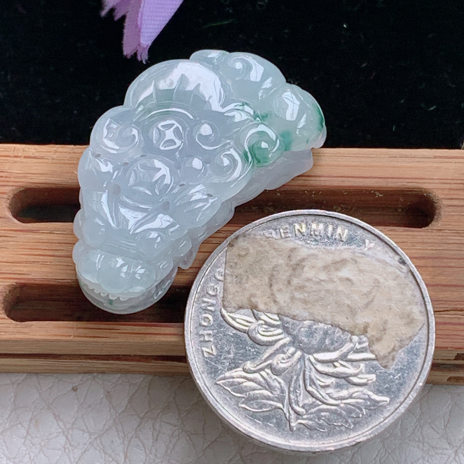 xo实拍30*16.3*9.8缅甸翡翠a货冰飘花招财貔貅 玉皮休玉挂件 玉坠