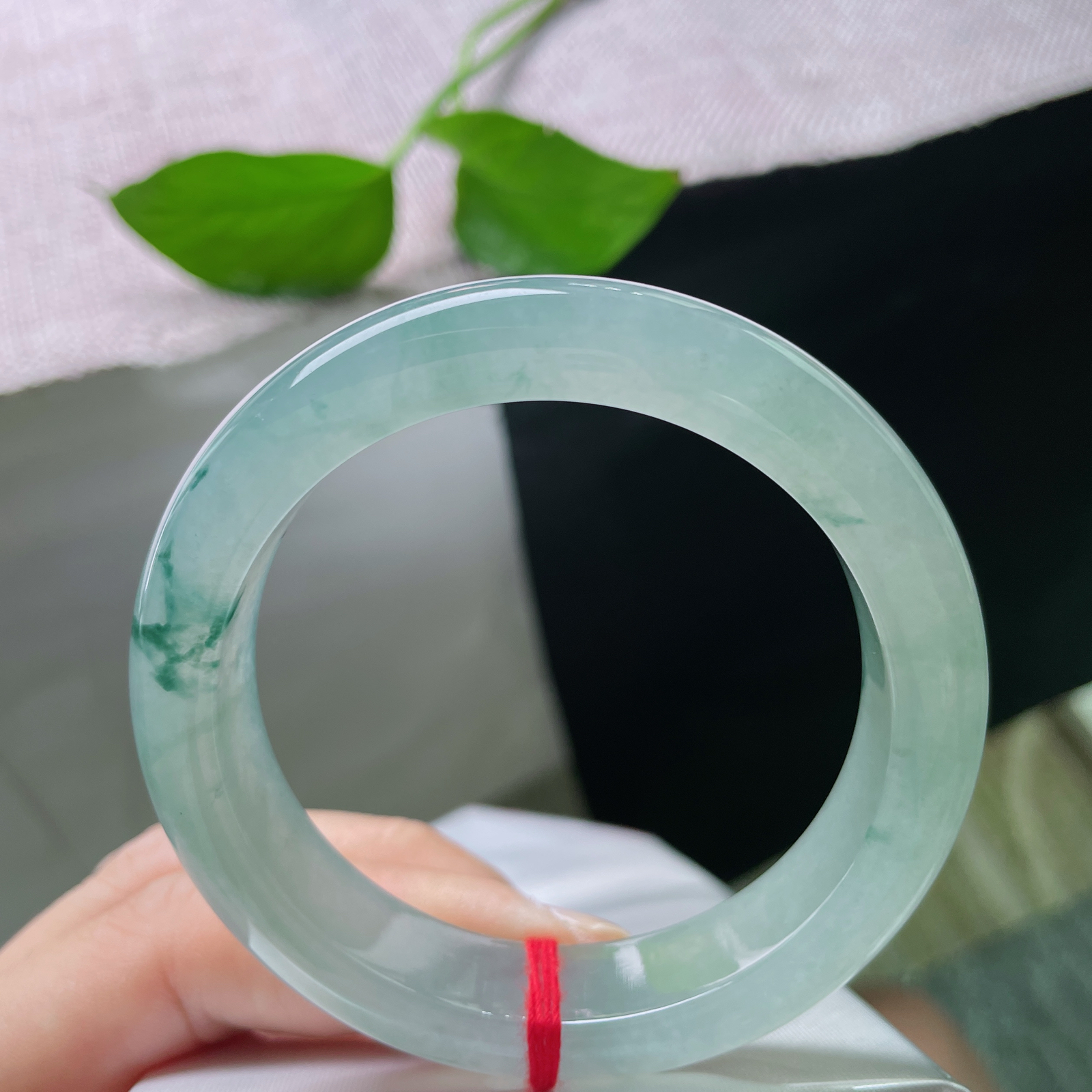 54.2/12.4/8.6，飘花飘逸灵动，正圈冰飘花，灵动雅致，贵气耐看，完美。