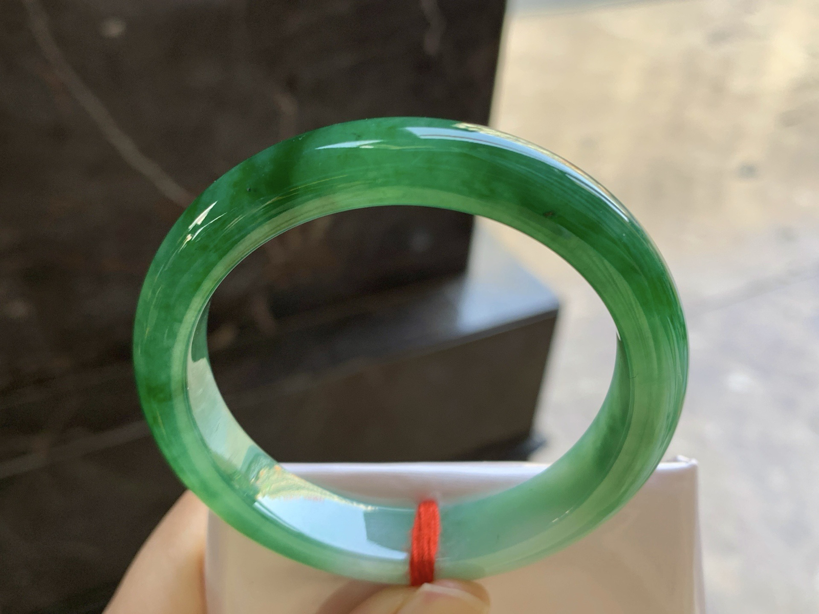 53.5-11.2-8

浓绿色手镯^_^鲜艳 浓郁