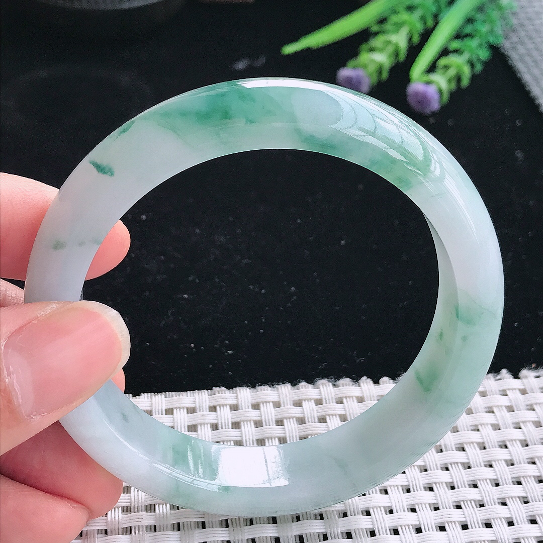 实拍A货翡翠58.5/13.5/8.8老坑冰润起胶飘花手镯玉镯手环