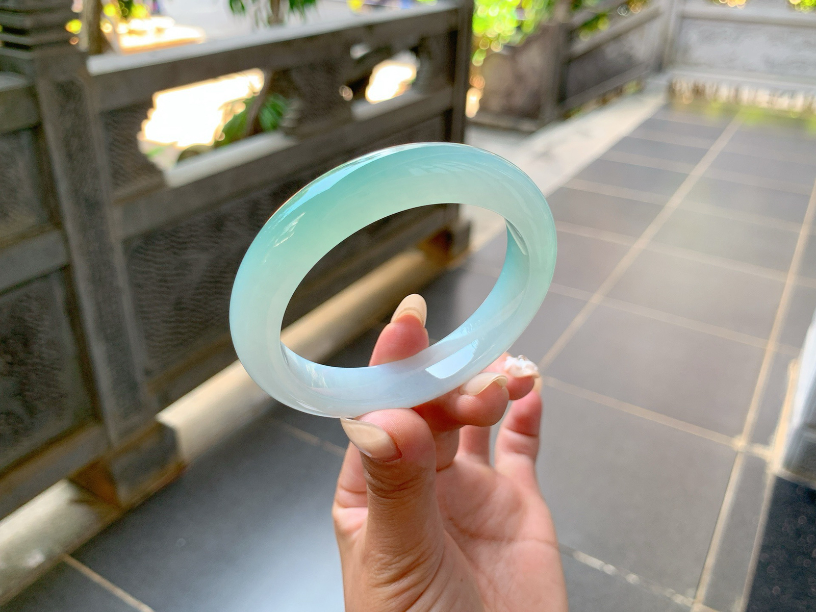 ｜56圈口
冰甜晴，甜润胶透细腻无瑕，上手一整个就是冰胶美人的即视感，