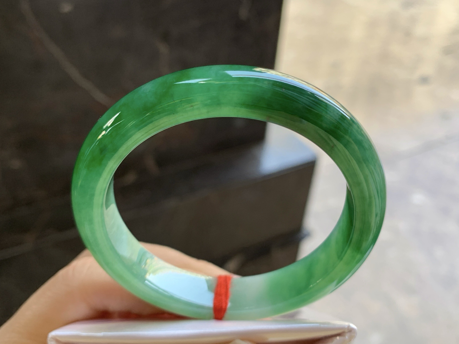 53.5-11.2-8

浓绿色手镯^_^鲜艳 浓郁