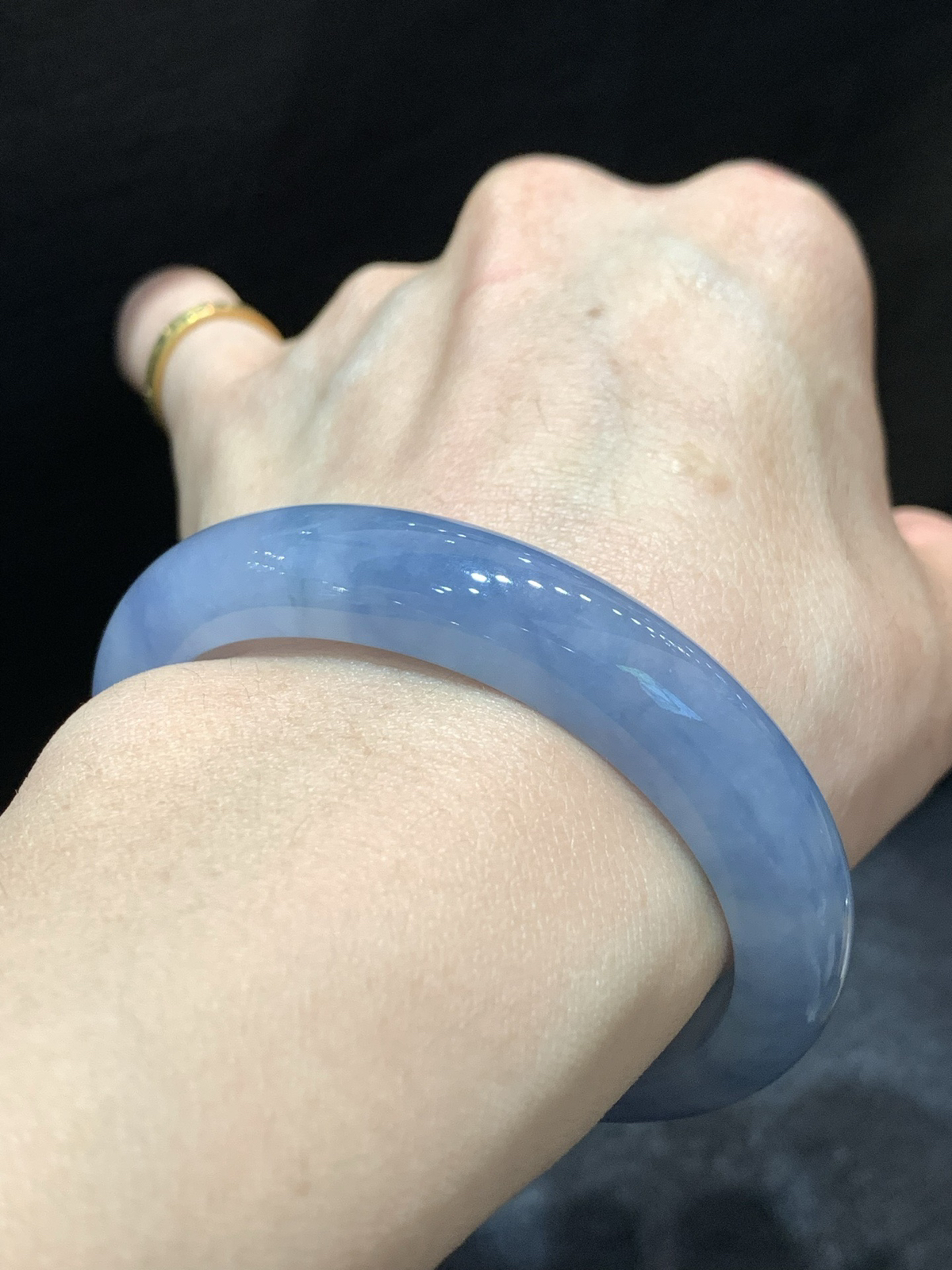 尺寸55.3/11.8/8.0，紫罗兰贵妃镯
水润细腻 种老色艳