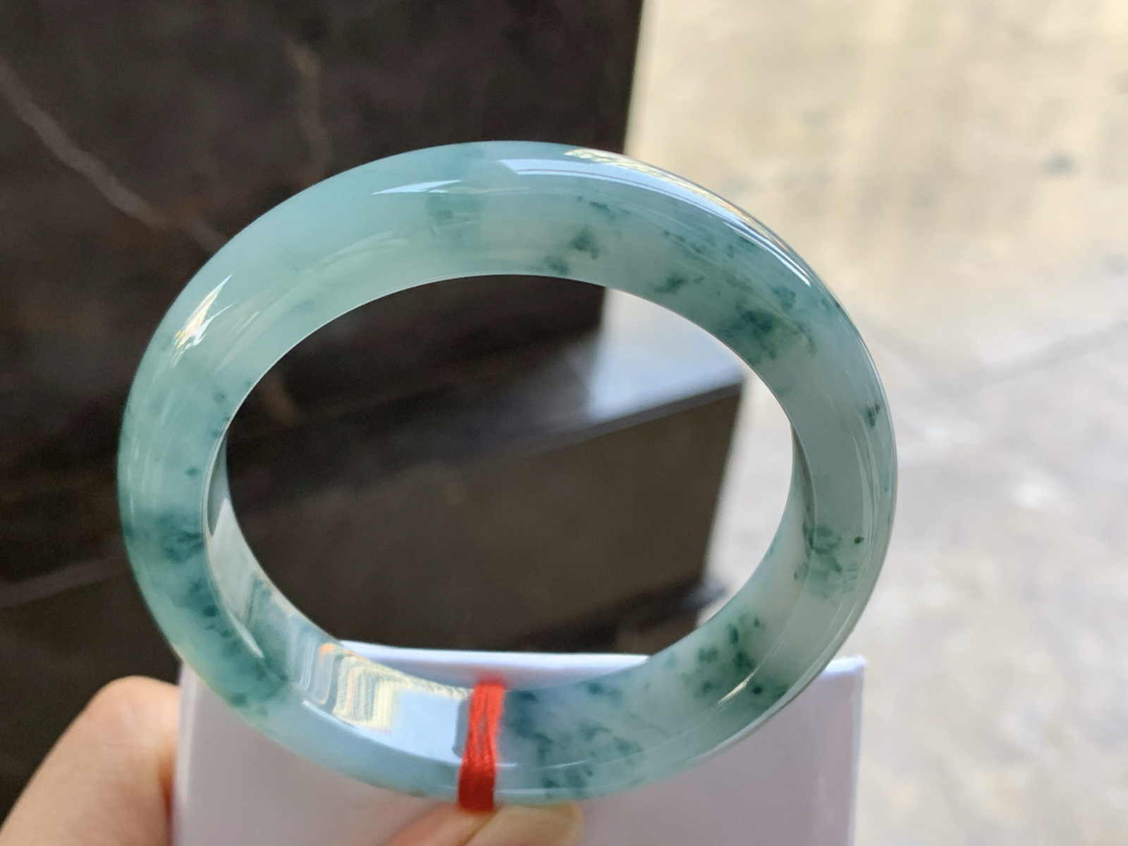 55.5-13.3-8.8

蓝花手镯^_^飘花灵韵