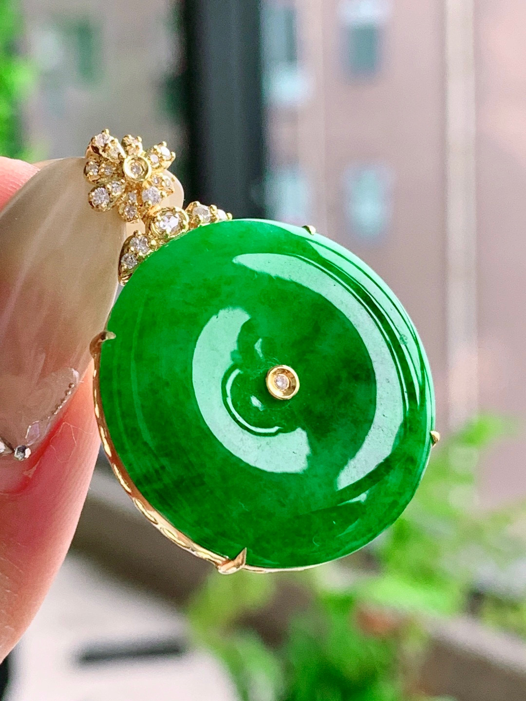 冰阳绿平安扣飘花平安扣吊坠  
【整体】37-27-5.7
【裸石】27-2.5