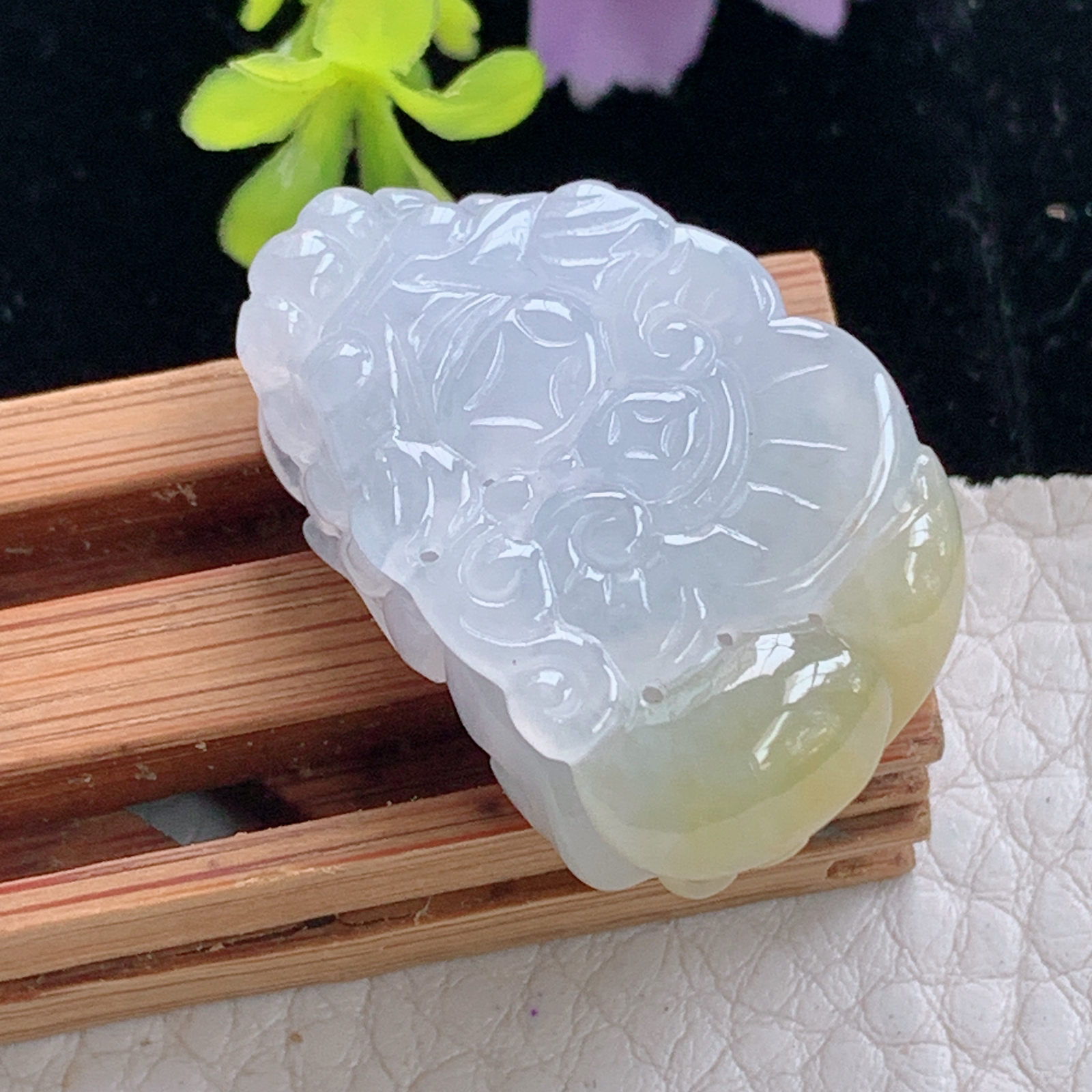 xo实拍29*20*9.8缅甸翡翠a货冰双彩招财貔貅 皮休玉挂件 玉坠