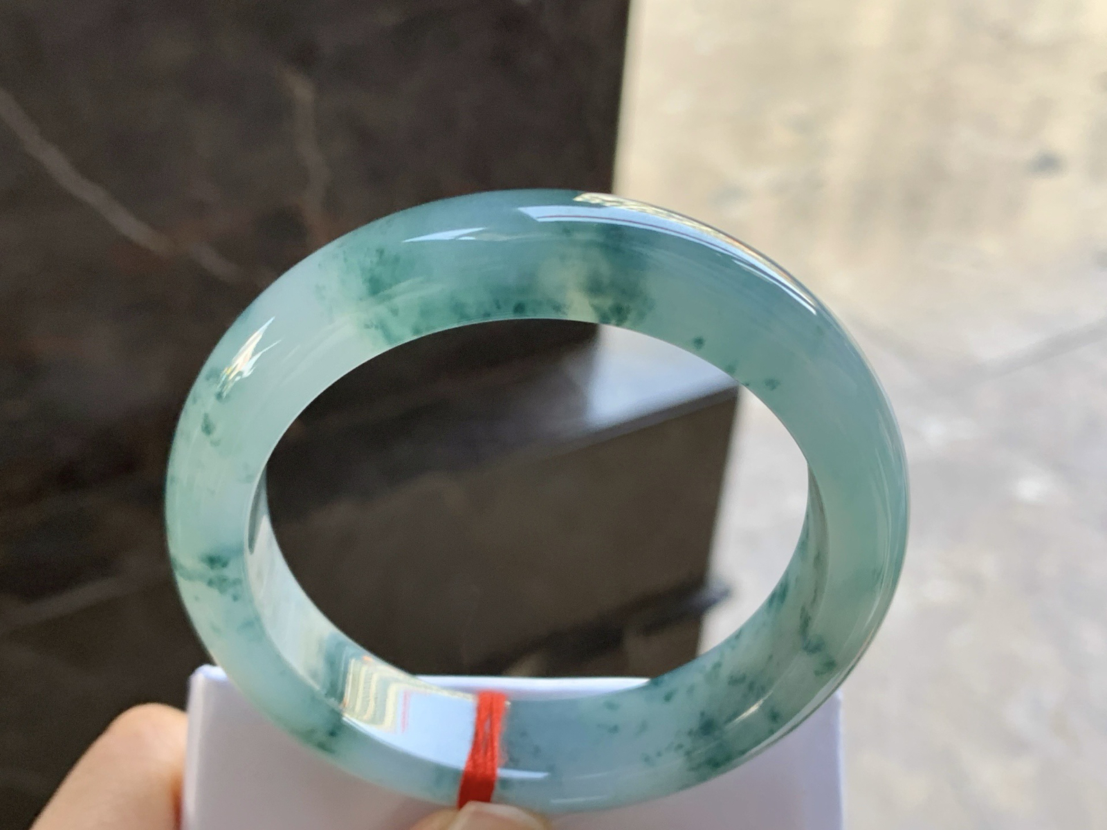 55.5-13.3-8.8

蓝花手镯^_^飘花灵韵