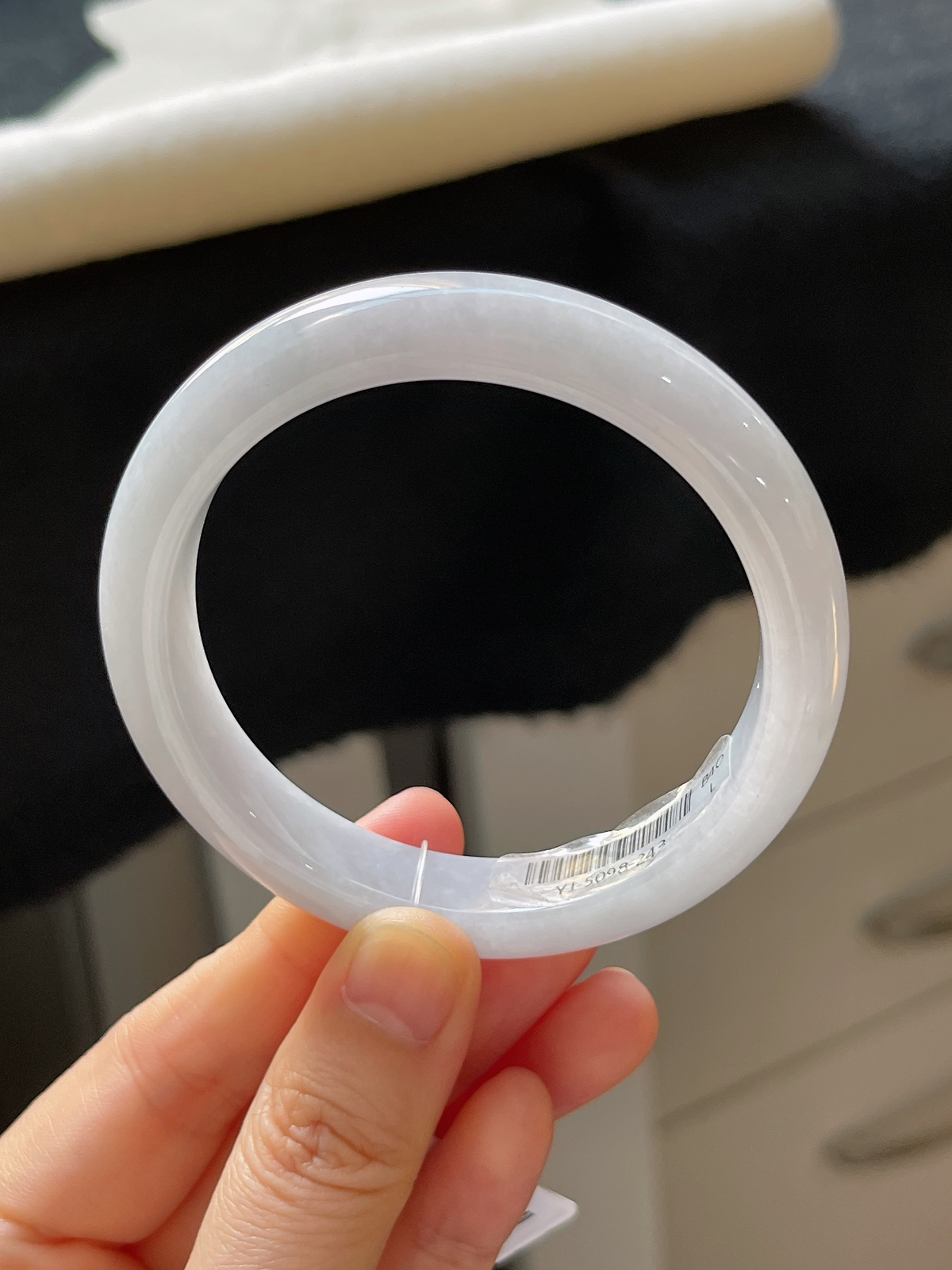 正圈55.2圈口，翡翠糯化种白色手镯