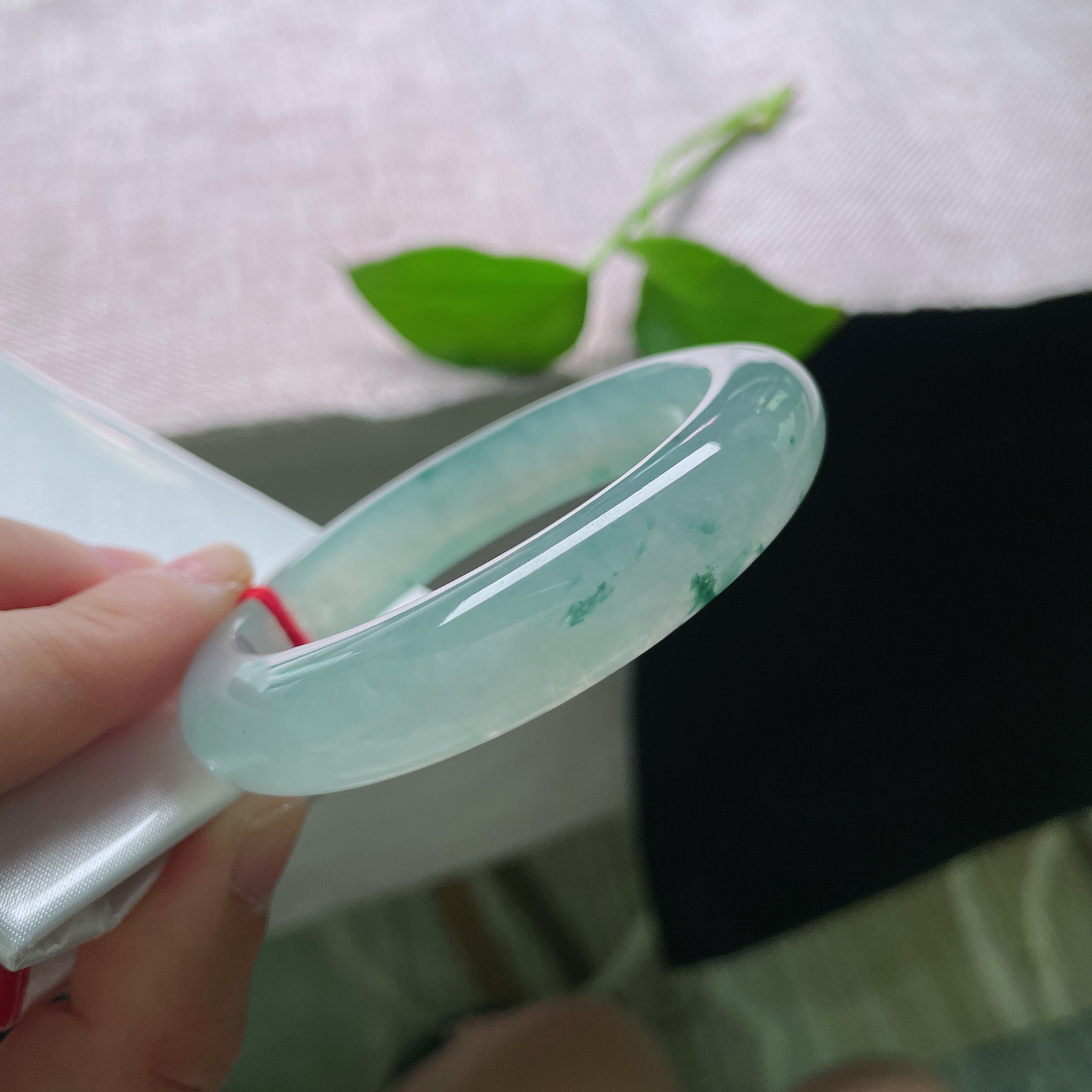 54.2/12.4/8.6，飘花飘逸灵动，正圈冰飘花，灵动雅致，贵气耐看，完美。