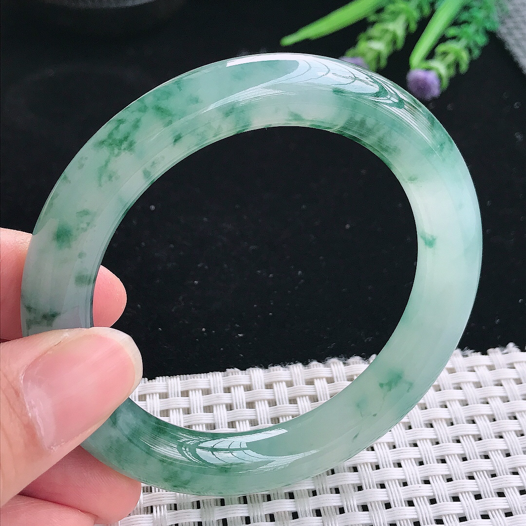 实拍A货翡翠56/10.8/10.6老坑冰胶果冻冰飘花圆条手镯玉镯手环珍藏佳品