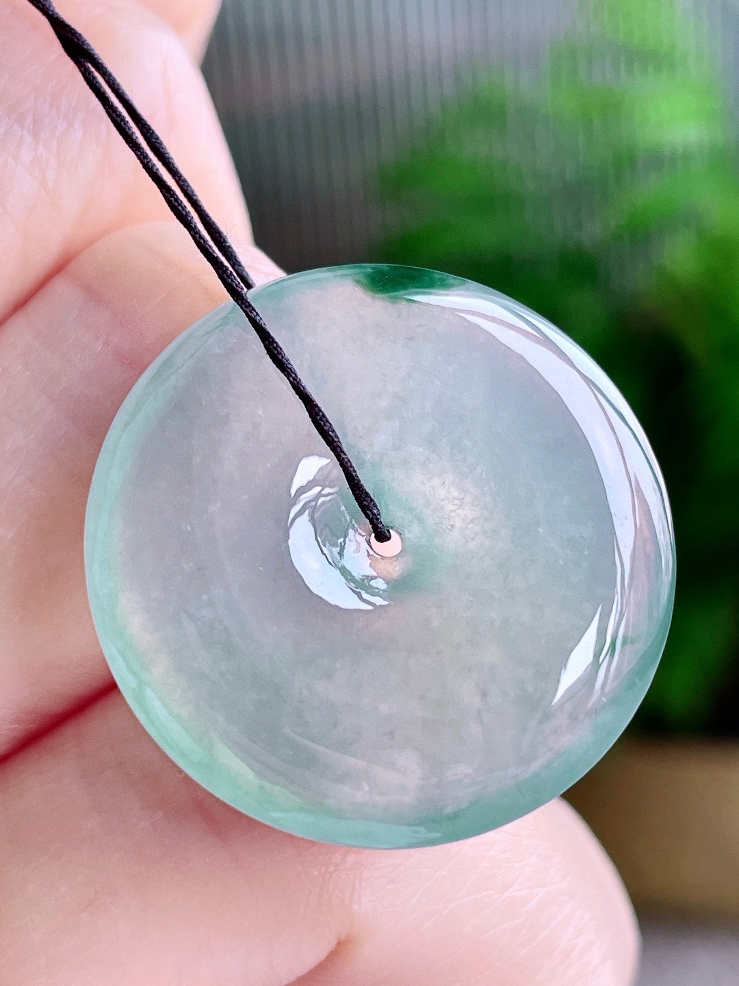 冰飘花平安扣吊坠

尺寸27.3-6