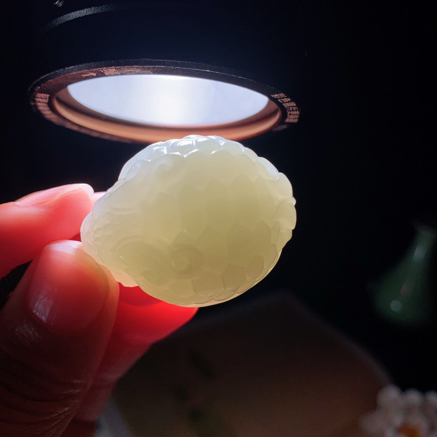 新疆且末料和田玉龙龟挂件 尺寸35/28/20重32克 玉质细腻油润 底色纯净 脂粉好，品质好。lt260323