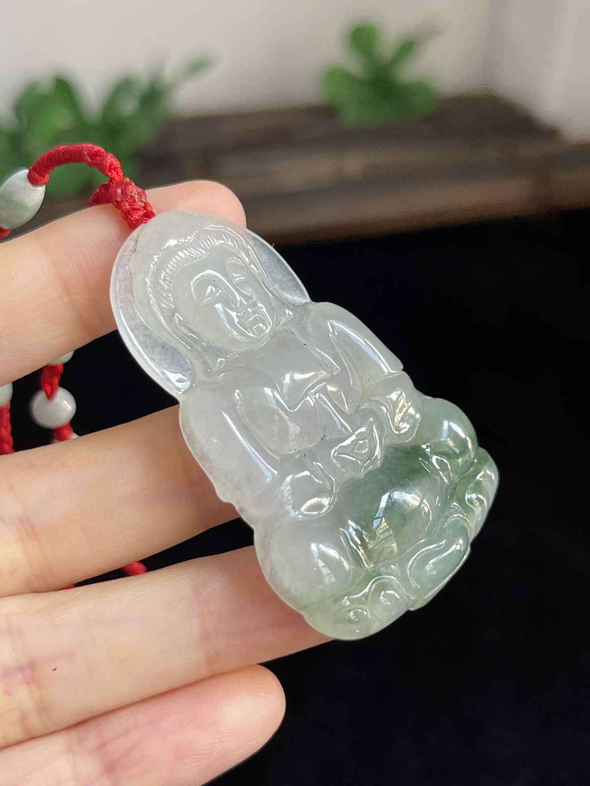 翡翠冰糯种绿色吊坠