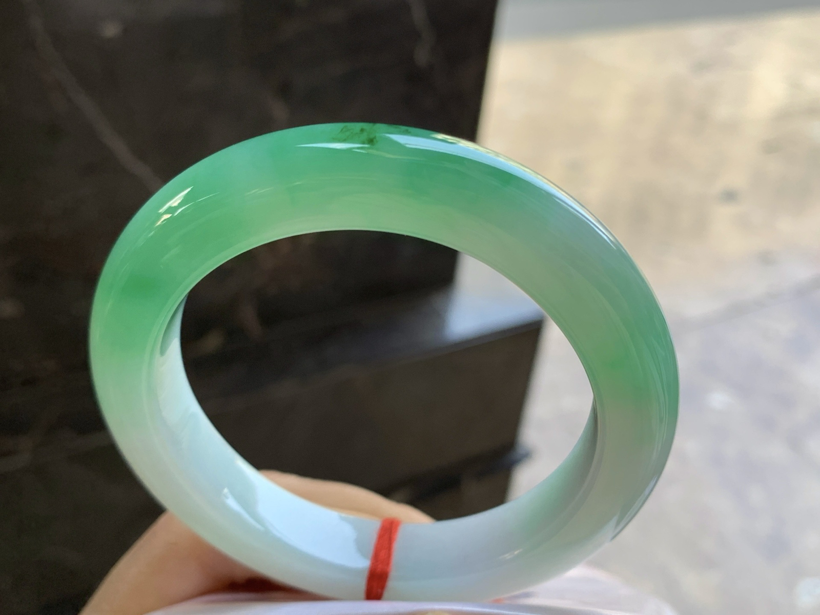 59-12.2-10.8

阳绿色手镯^_^色阳