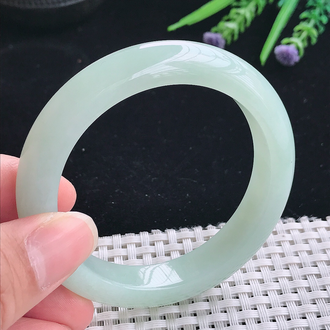 实拍A货翡翠54.5/11.6/9老坑秀气冰润冰晴绿手镯玉镯手环