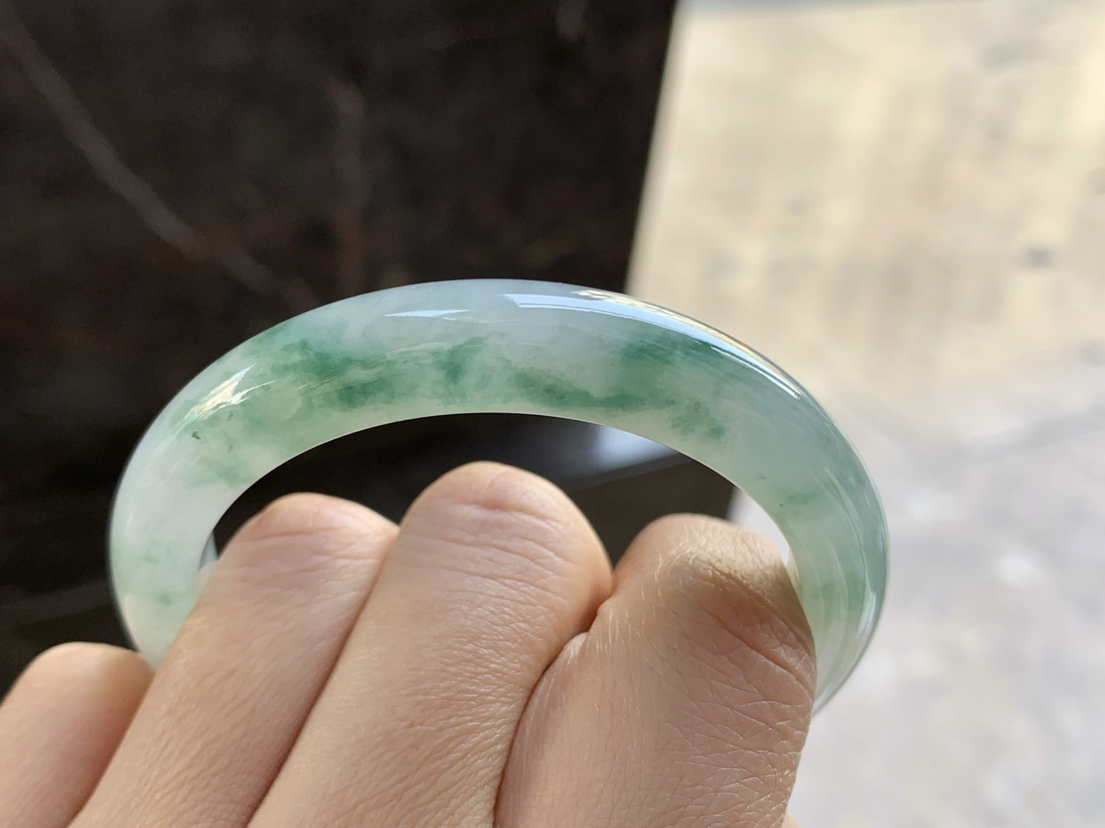 51-10-7.8

飘花手镯^_^清新细腻