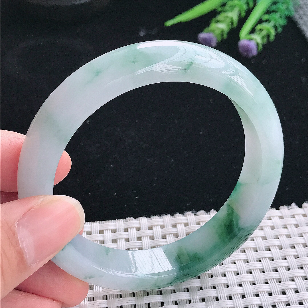 实拍A货翡翠58.5/13.5/8.8老坑冰润起胶飘花手镯玉镯手环