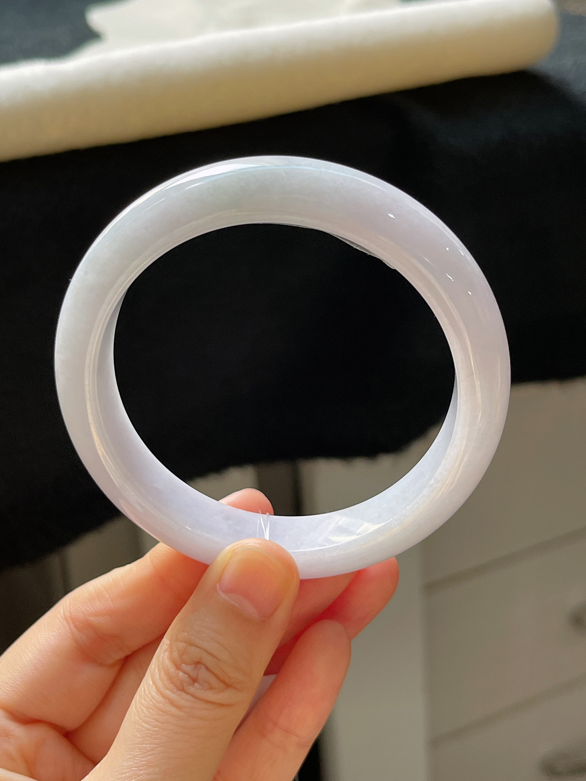 正圈57.5圈口，翡翠糯化种白色手镯