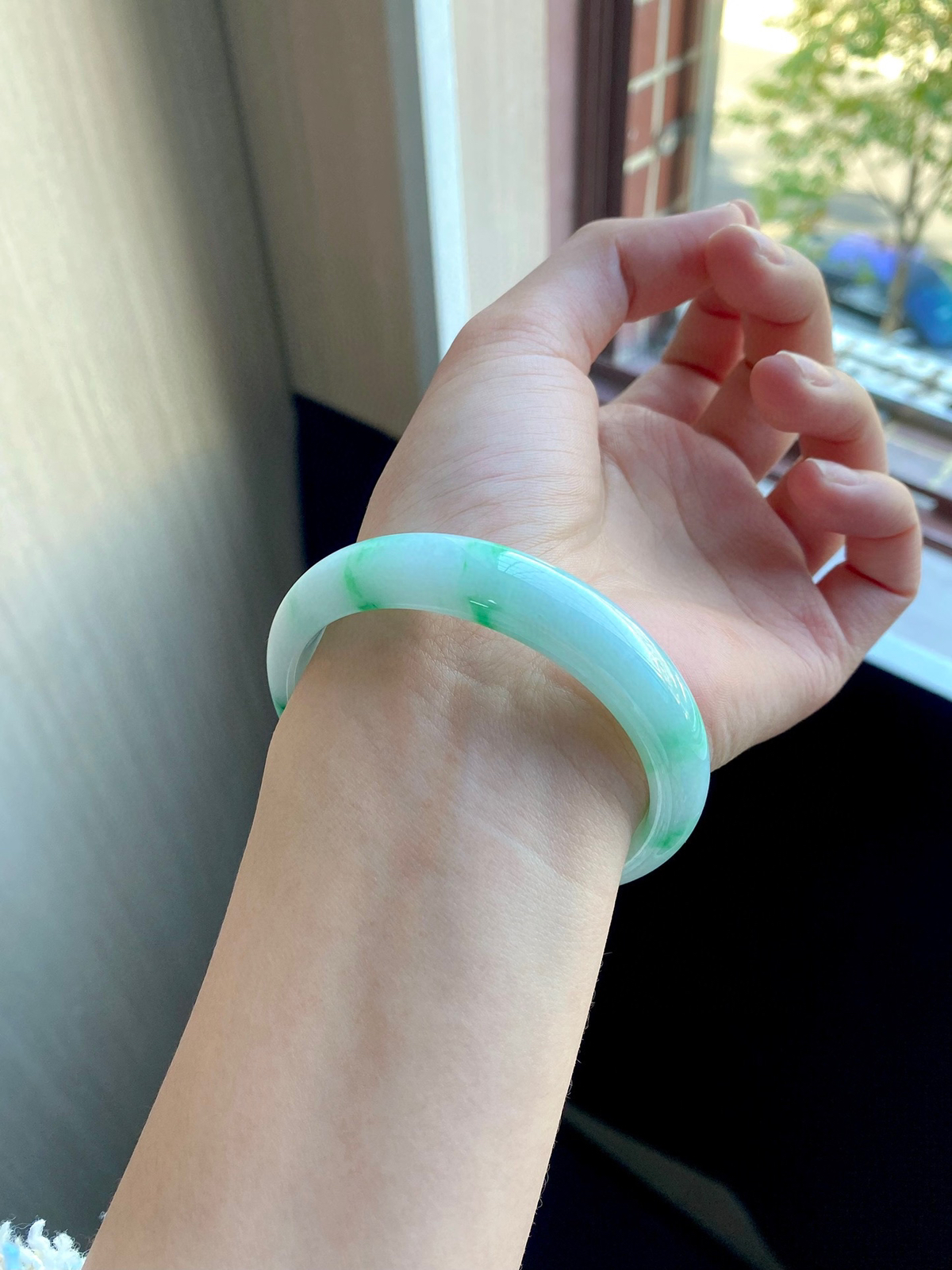 阳绿白底青正圈成品（ 细纹不显不扣）

⭕️57.5-12.8-7.4