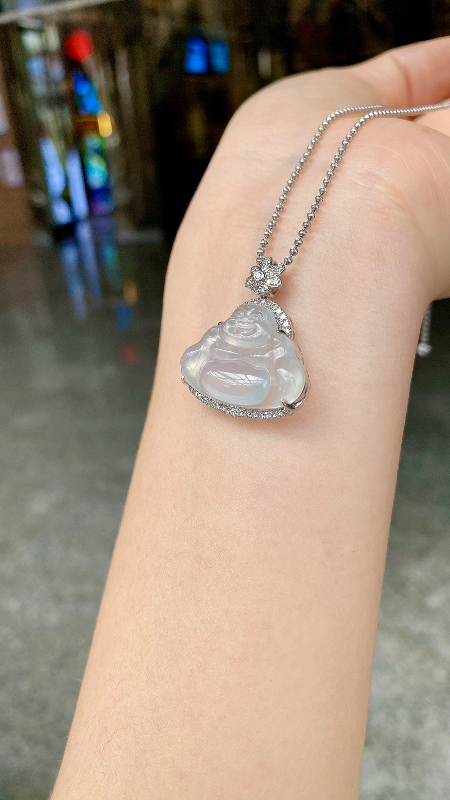 自然‮ 光‬‎· 冰胶佛公吊坠
18K · 整：27‮3.‬‎*24.2*7‮3.‬‎mm
    